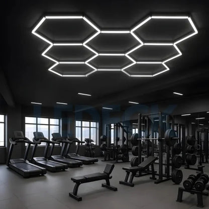 Lumina LED Hexagonala – 14 Module 484x243CM – Sala Fitness, Gym, Studio Antrenamente Profesionale
