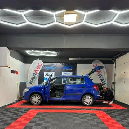 Lumină LED Hexagonală – 14 Module + Rama 484x243CM - Garaj, Dormitor, Cameră Gaming, Spații Private